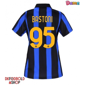 Inter Milan Alessandro Bastoni #95 Hjemmebanetrøje Dame 2026-27 Kort ærmer Inter Milan Alessandro Bastoni #95 Hjemmebanetrøje Dame 2026-27 Kort ærmer